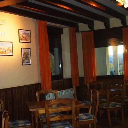 Garabatos Наварредонда-де-Гредос